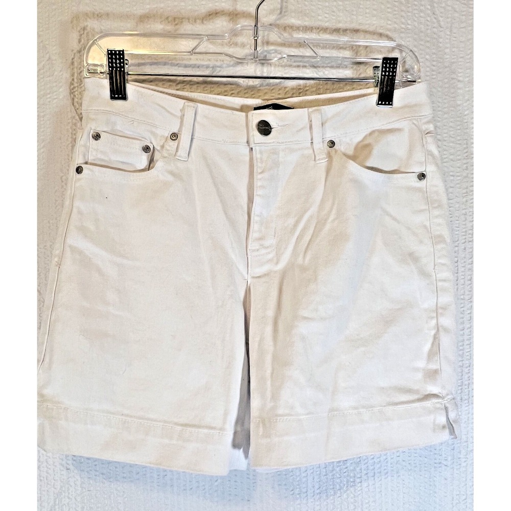 Tailormade Woman's White Preppy Pocket Button‎ Mid-Rise Stretch Short Sz 4 I-5.5